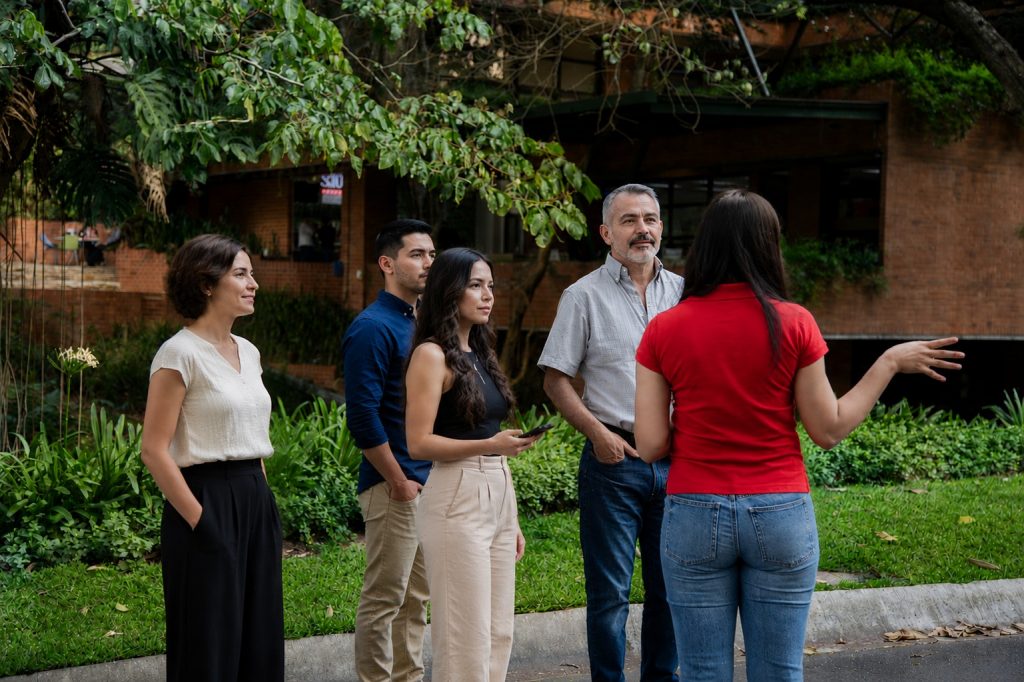 Universidad Francisco Marroquín Tour Campus